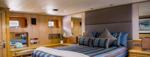 Luxury Boat Hire Gold Coast